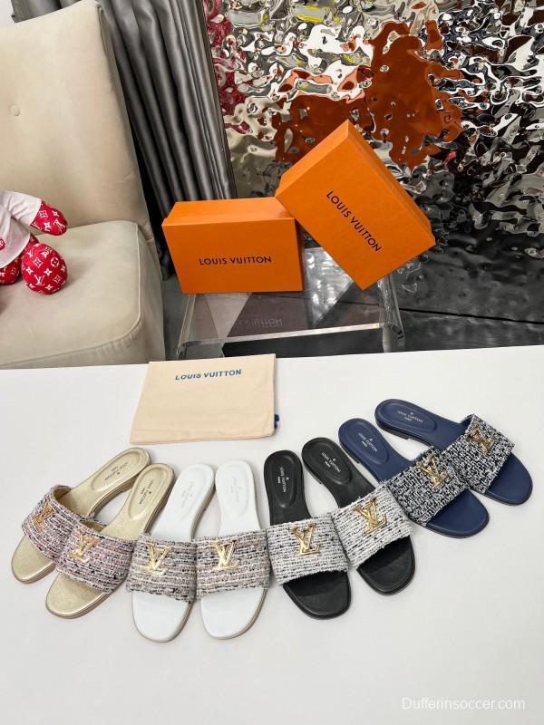2025 Women Louis Vuitton Black White Fabric Slippers LY00210