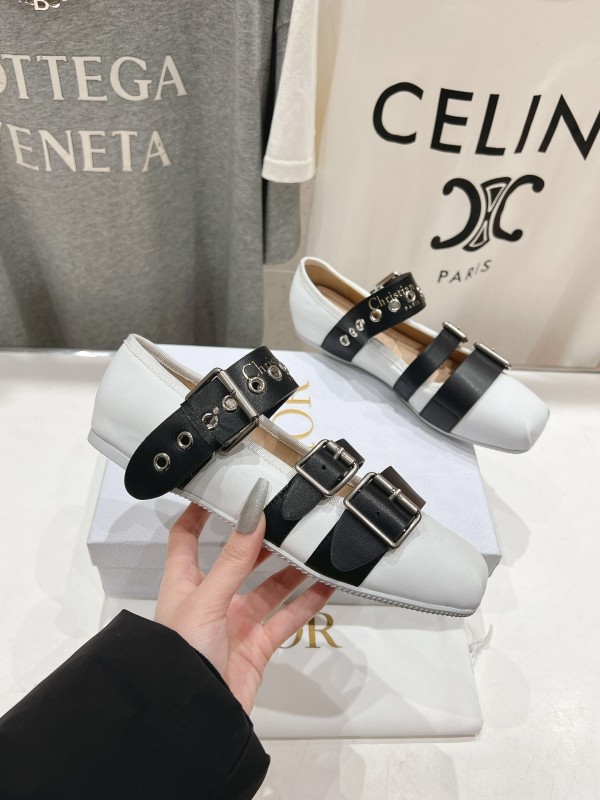2025 Women Dior White Black Leather Mary Jane Buckle KFY00300
