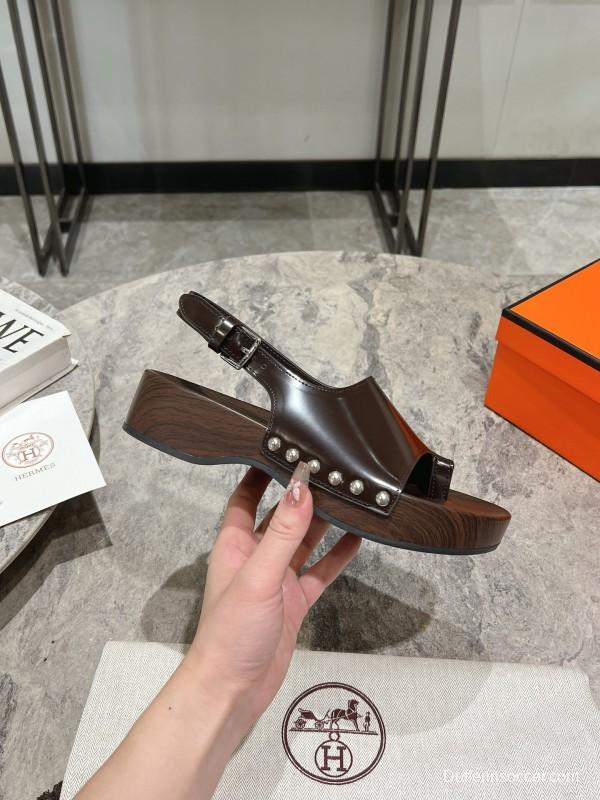 2025 Women Hermès Brown Leather Sandals KFY00250