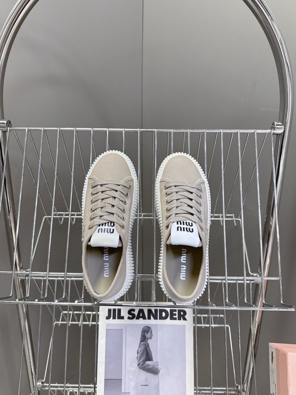 2025 Women Miu Miu Beige Canvas Sneakers LY