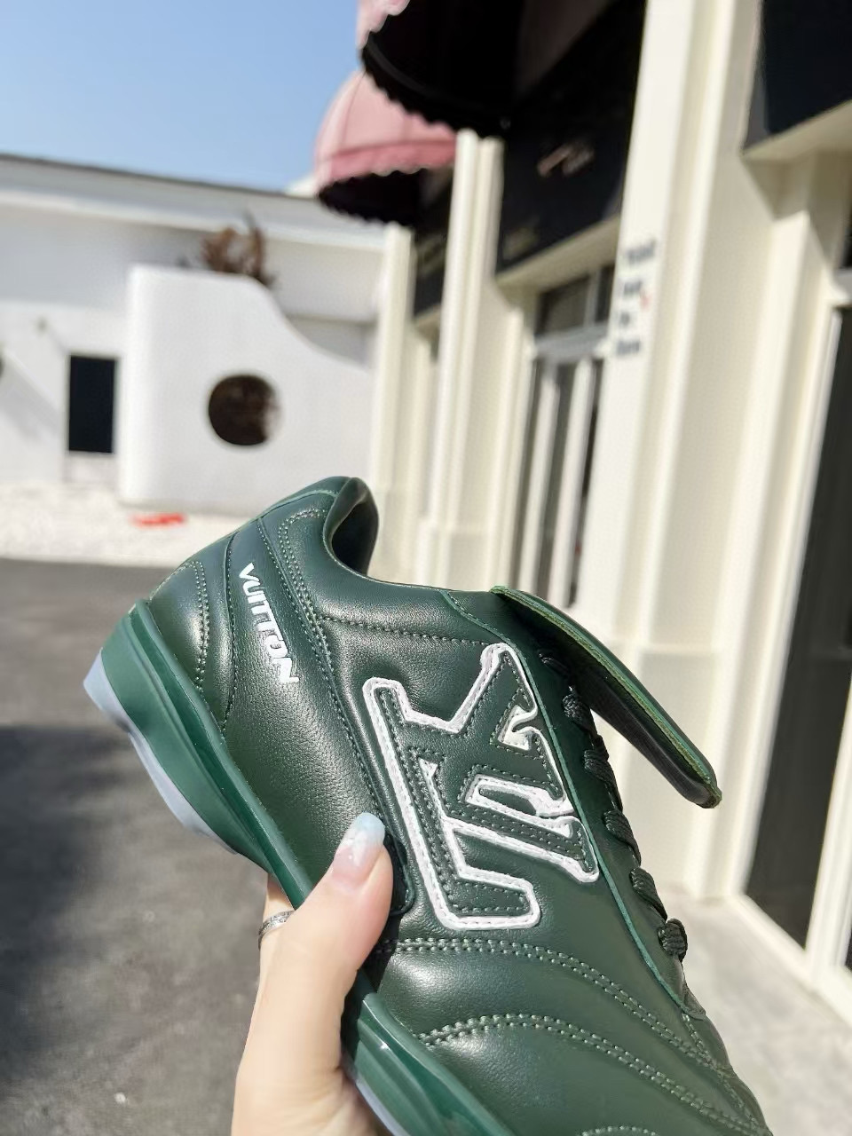 2025 Unisex Louis Vuitton Green Leather Sneakers MJ00380