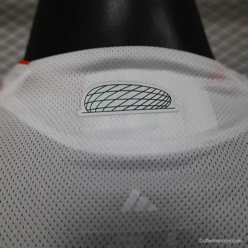 Player Version 25/26 Bayern Munich Away Long Sleeve Jersey