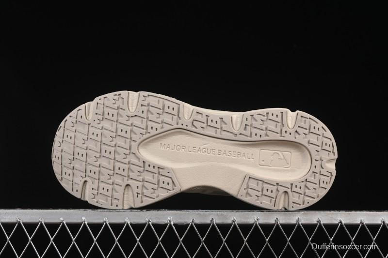 New York Yankees MLB Ace Runner Mask Jane Summer Casual Sandals - 3ASDACE5350CRS