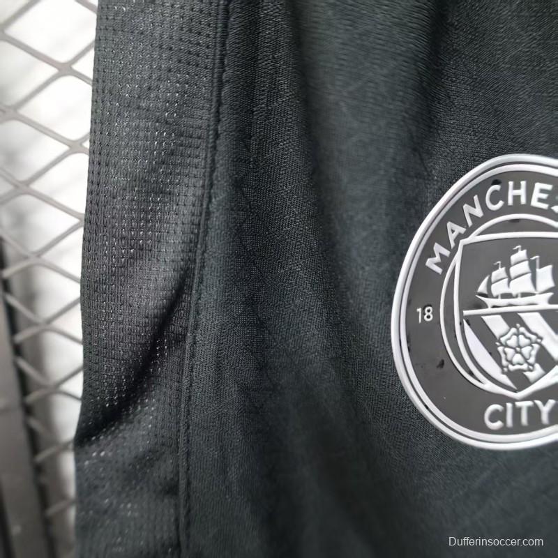 Player Version 25/26 Manchester United Black Shorts