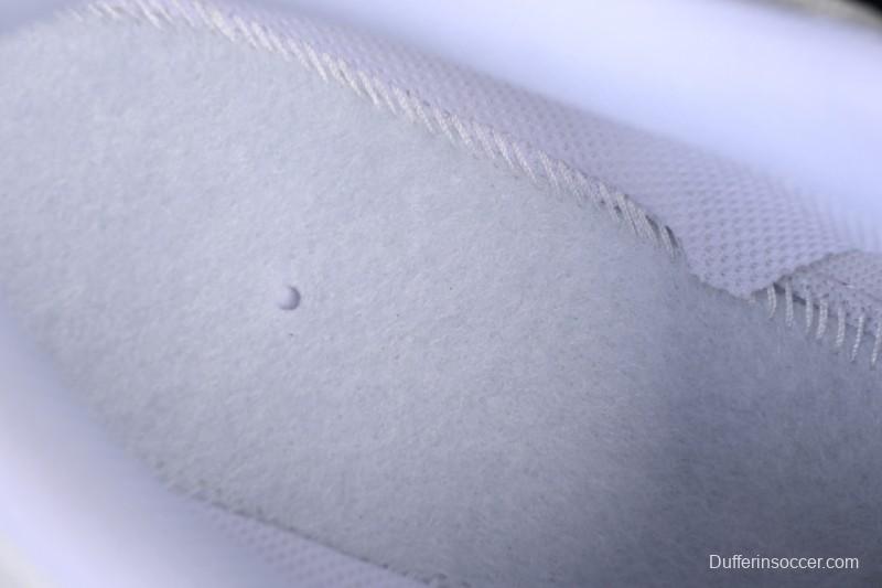 Nike Air Max 90 Retro Running Shoes with Max Air Cushion - CN8490-100