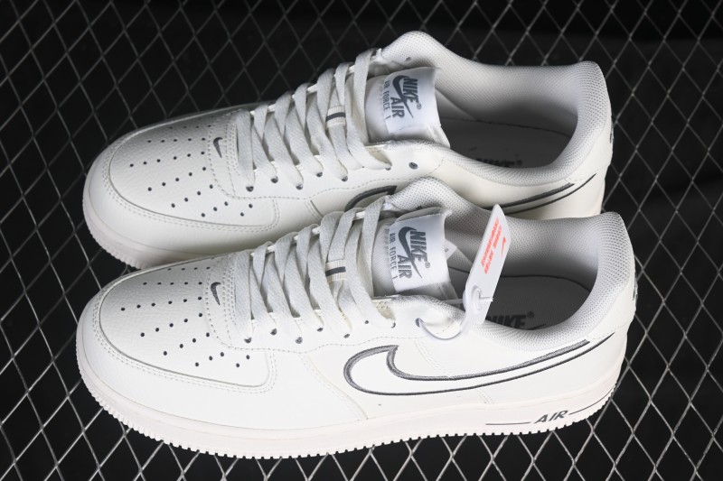 Nike Air Force 1 '07 Low Casual Sneakers with Full-Length Air Cushion - IB7677-101