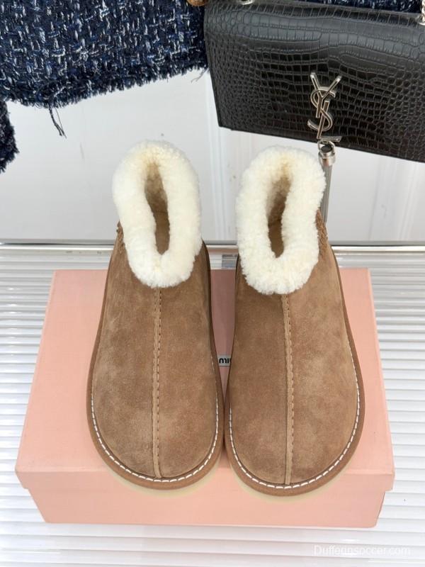 Miu Miu Retro Shearling Platform Snow Boots - KFY00300