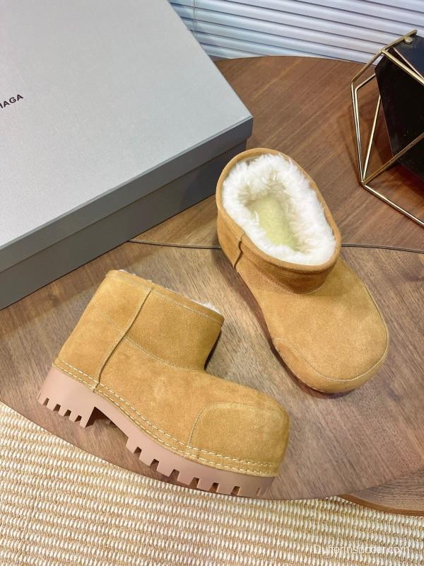 Balenciaga 2025 SS Oversized High-Heel Snow Boots - AS00500