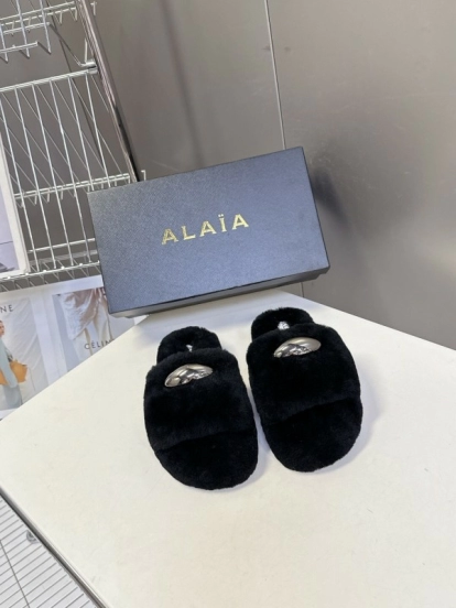 Alaïa Fall/Winter 2025 Fur Slippers - KFY00230
