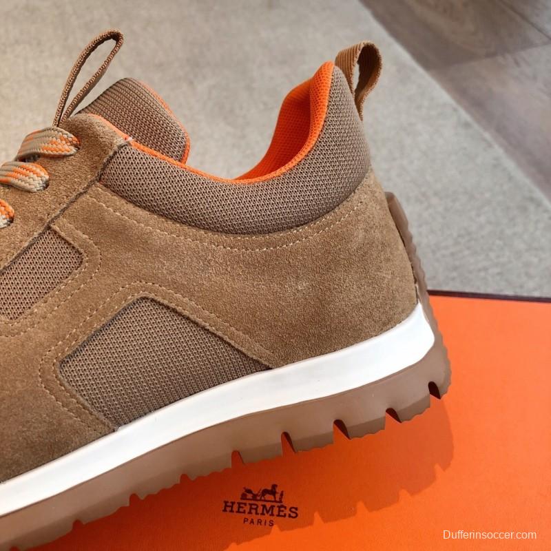 H Boot-Type Spring 2025 Early Collection Classic Chelsea Boots with British Color Blocking - AS00380