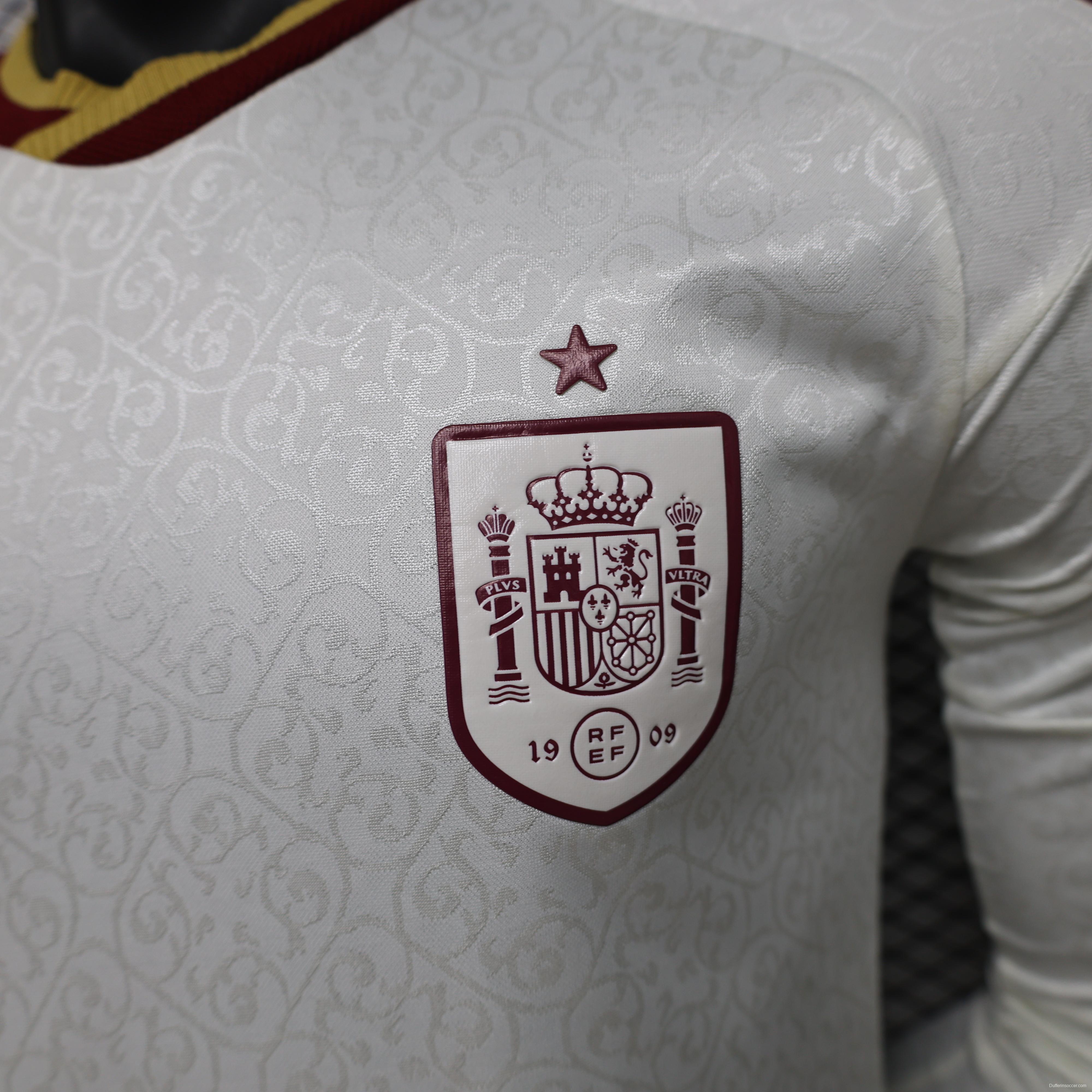 Player Version 26/27 Spain Away  White Long Sleeve Jersey