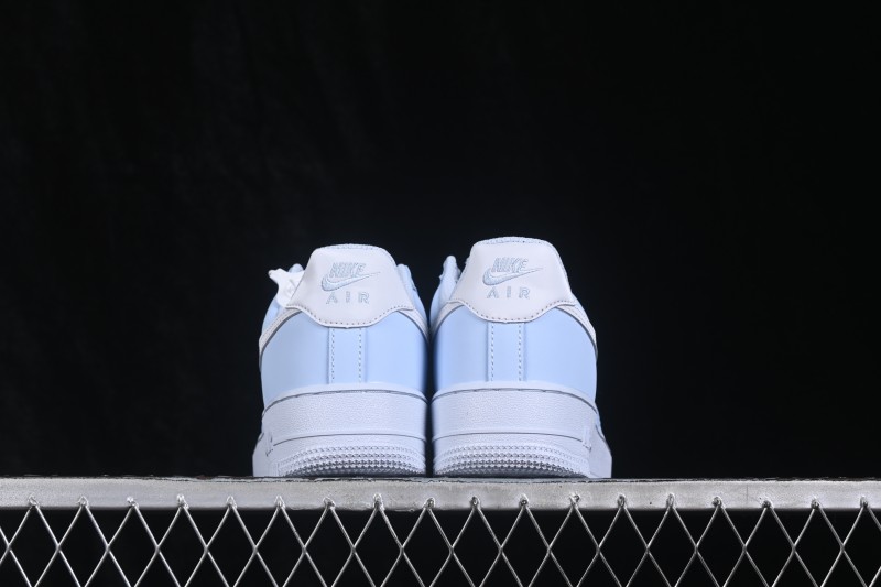 Nike Air Force 1 '07 Low Basketball Shoes with Full-Length Air Cushion - IR0871-400