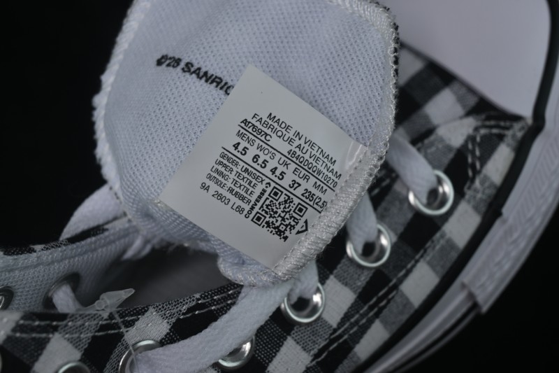 Converse × Hello Kitty and Friends Picnic Chuck Taylor All Star Hi High-Top Casual Skate Shoes - A17697C