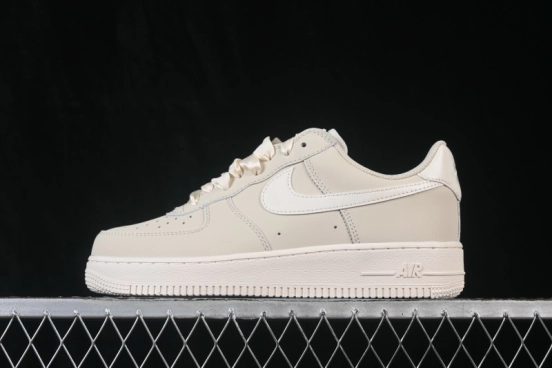 Nike Air Force 1 '07 Low Basketball Sneakers with Full-Length Air Cushion - IR0871-100