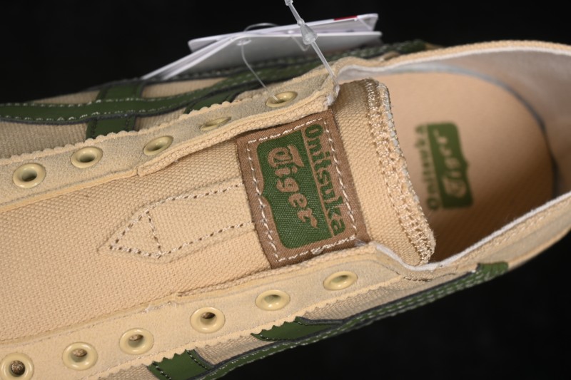 Adidas Tech Response Running Shoes with Advanced Cushioning - CSC3