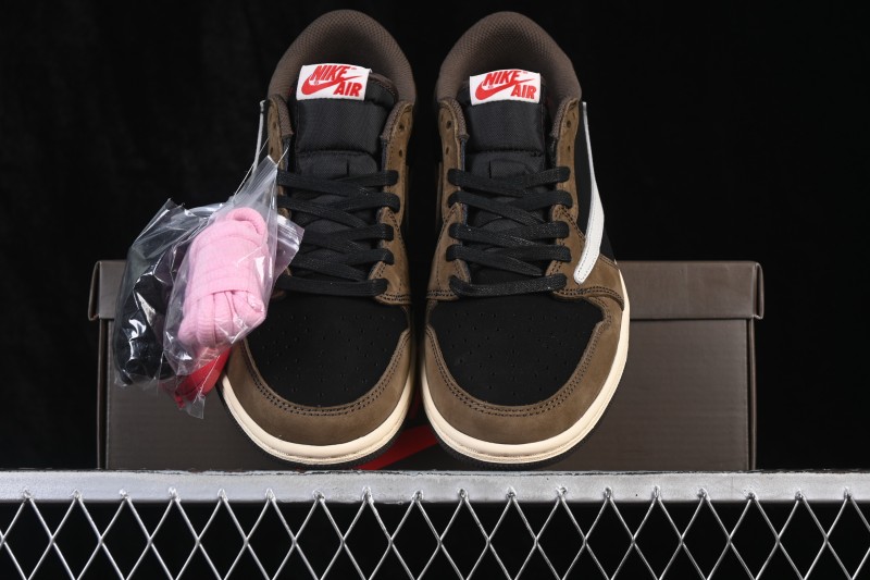 Nike Air Jordan 1 Low OG Travis Scott Reverse Swoosh Leather Sneakers - CQ4277-001