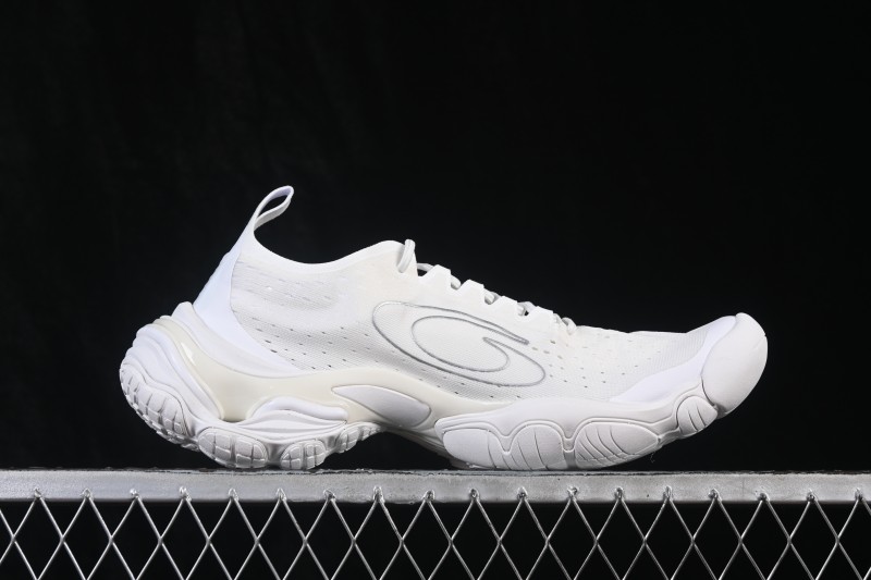 Balenciaga Anatomic Runner Low-Top Lifestyle Sneakers with Five-Toe Structure - WANRN9000
