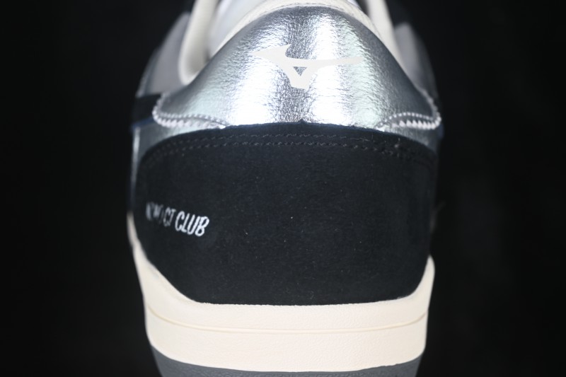 Mizuno CT Club Retro Comfortable Low-Top Casual Skate Shoes with Breathable Design - D1GH261013