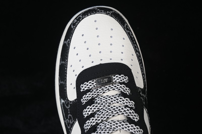 Nike Air Force 1 '07 Low Classic Basketball Shoes in Black and White - MM3399-810