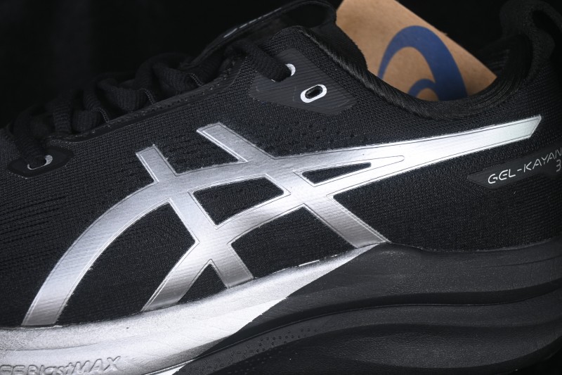 Asics Gel-Kayano 33 Running Shoes with Breathable Mesh and Professional Cushioning - 1011C229-100