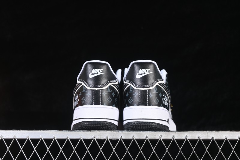 Nike Air Force 1 '07 Low Unisex Basketball Shoes with Classic Leather Upper - LV2288-004