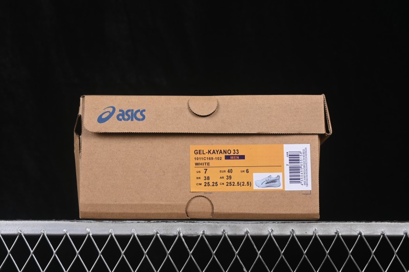 Asics Gel-Kayano 33 Running Shoes with Breathable Mesh and Professional Cushioning - 1011C169-102