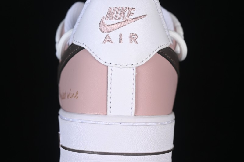 Nike Air Force 1 '07 Low Retro Basketball Shoes with Leather Upper and Cushioned Sole - CV8688-578