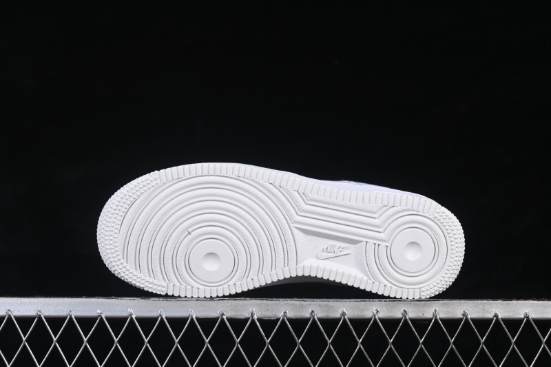 Nike Air Force 1 '07 Low Casual Sneakers with Classic Leather Upper - IB6842-100
