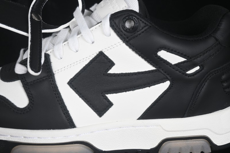 Off-White Out of Office Low-Top Fashion Skate Shoes in Black and White