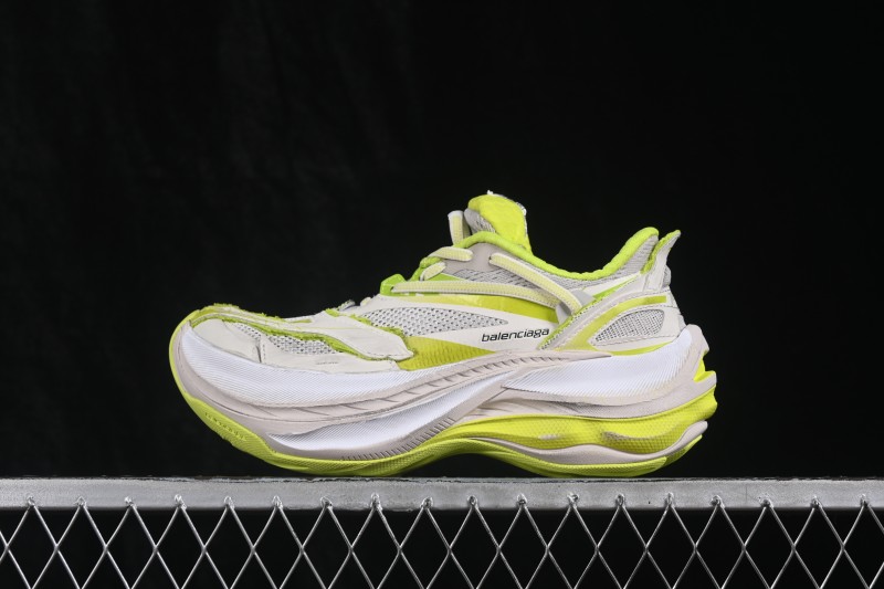 Balenciaga Jet Embossed Print Round-Toe Chunky Sole Low-Top Dad Shoes - WMRTN9197