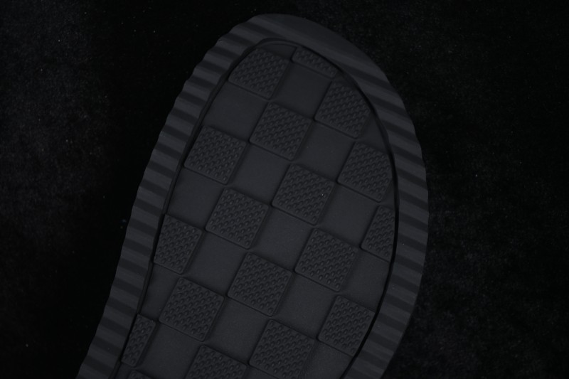 Louis Vuitton Venice Comfort Calf Suede Round-Toe Slide Sandals