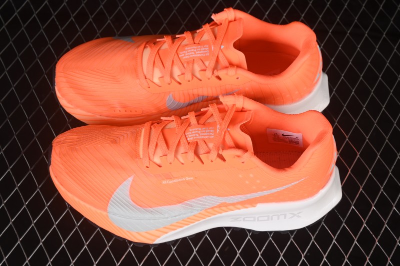 Nike ACG Ultrafly Trail Running Shoes with Cushioned Racing Sole - HF5668-801