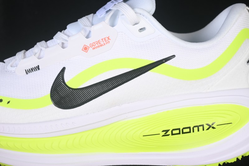 Nike Air Zoom Vomero 18 GTX Cushioned Casual Running Shoes - HQ7001-210
