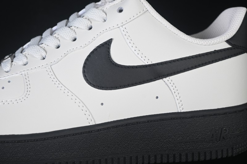 Nike Air Force 1'07 Low Casual Skateboarding Shoes - FJ4146-005