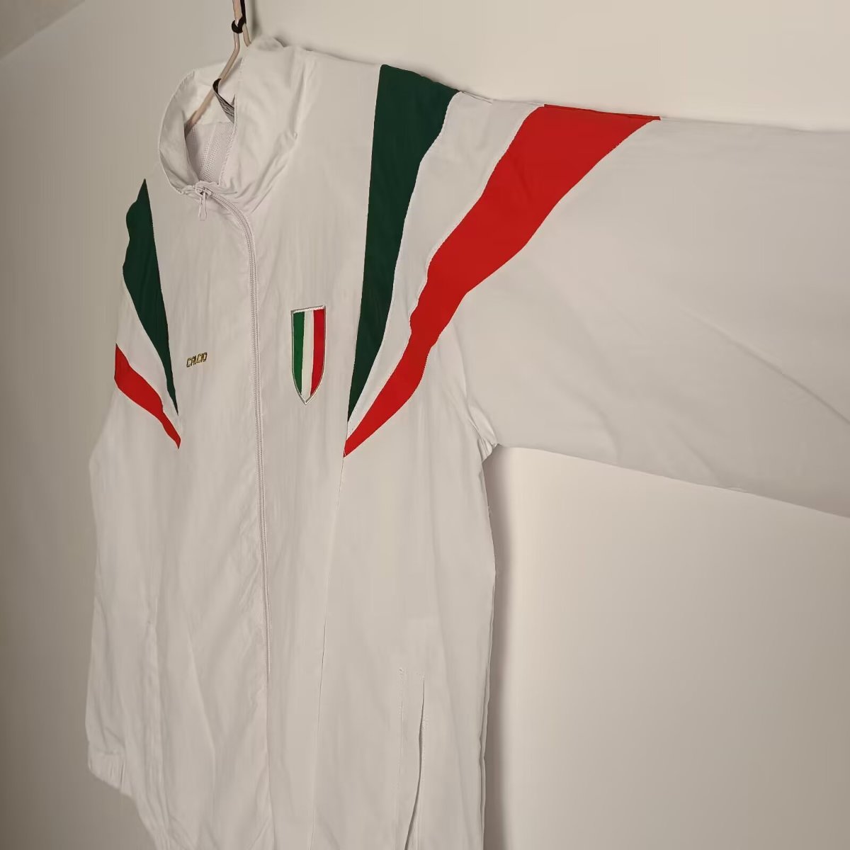 2025 Italy White Windbreaker