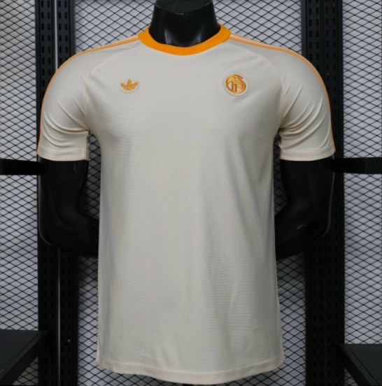 Player Version 26/27 Bayern Munich Cream White 1990 Vintage Remake Short Sleeve Jersey